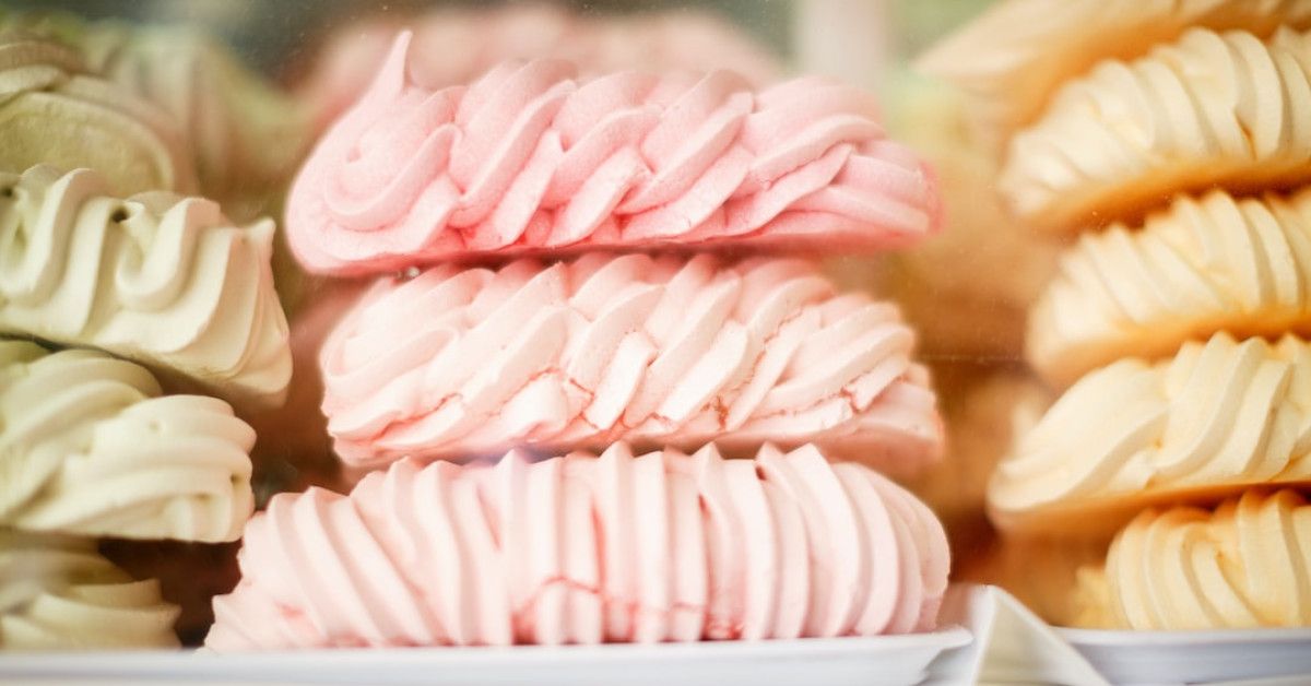 Sweet 16 celebration cards to make their day special.