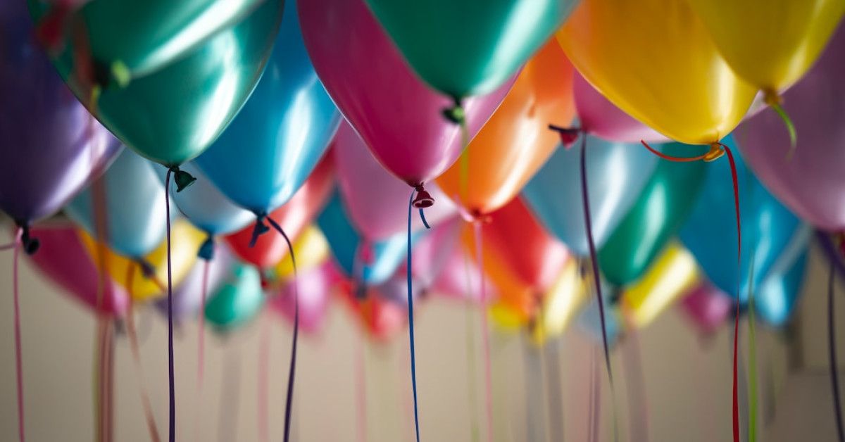 First birthday card guide for your little one.