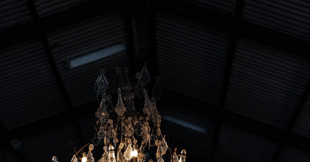 Unleash elegance and joy with stunning flower-themed birthday cards.